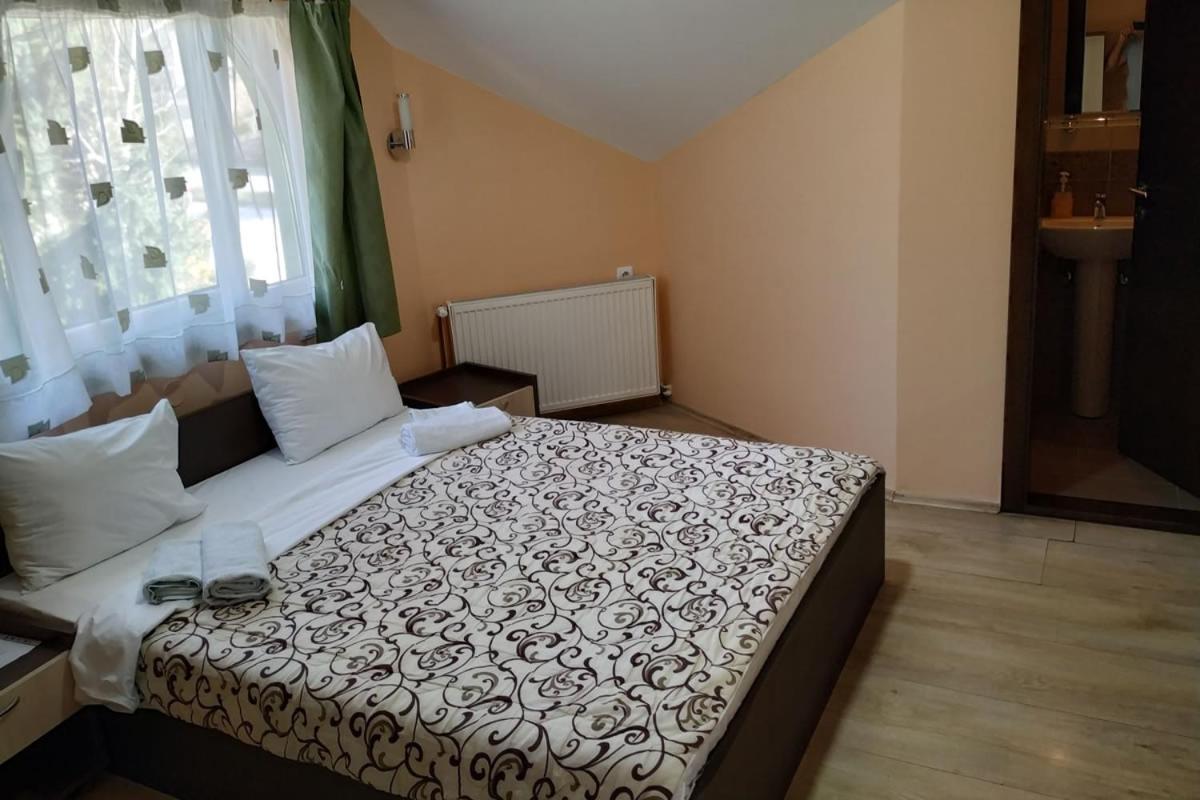 Restoran Filipovic Hotel Nova Varoš Buitenkant foto
