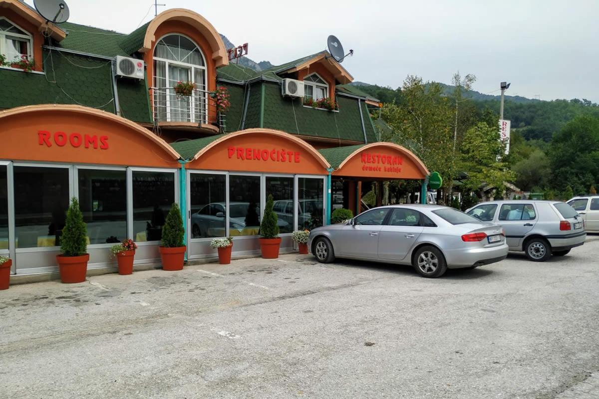Restoran Filipovic Hotel Nova Varoš Buitenkant foto