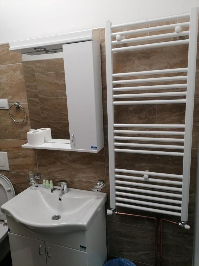 Restoran Filipovic Hotel Nova Varoš Buitenkant foto